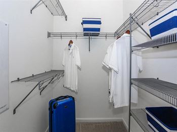 Walk in closet